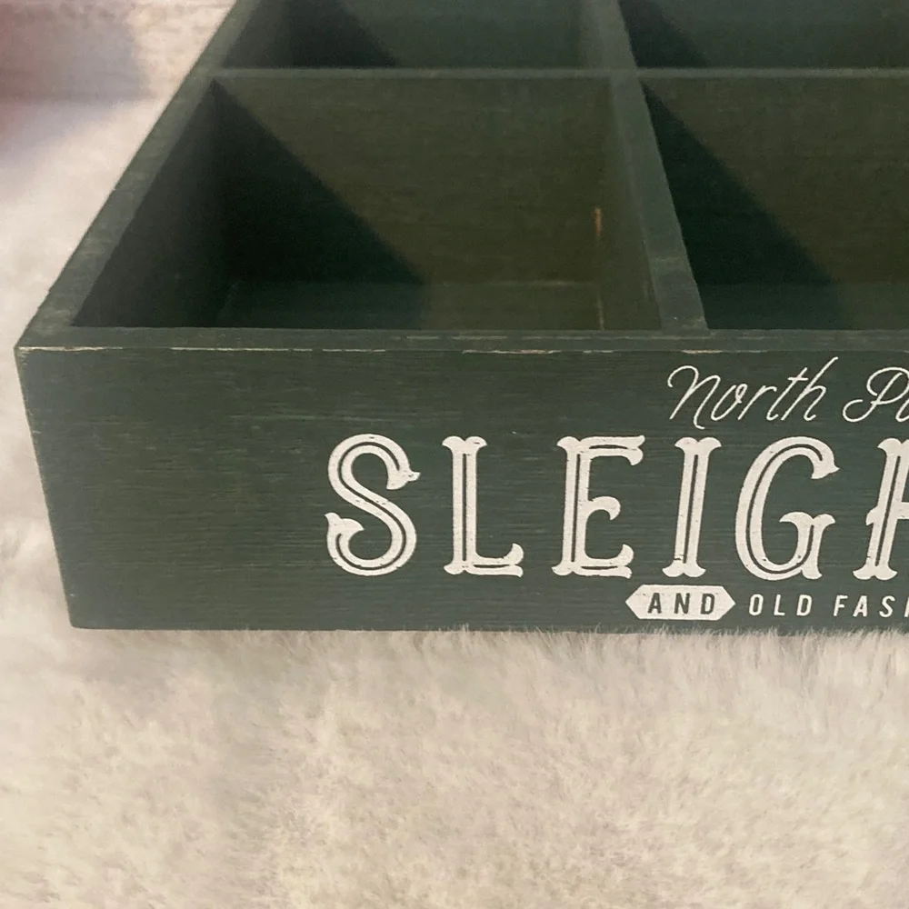 Target BP 2021 Green Sleigh Rides Wooden Organizer
